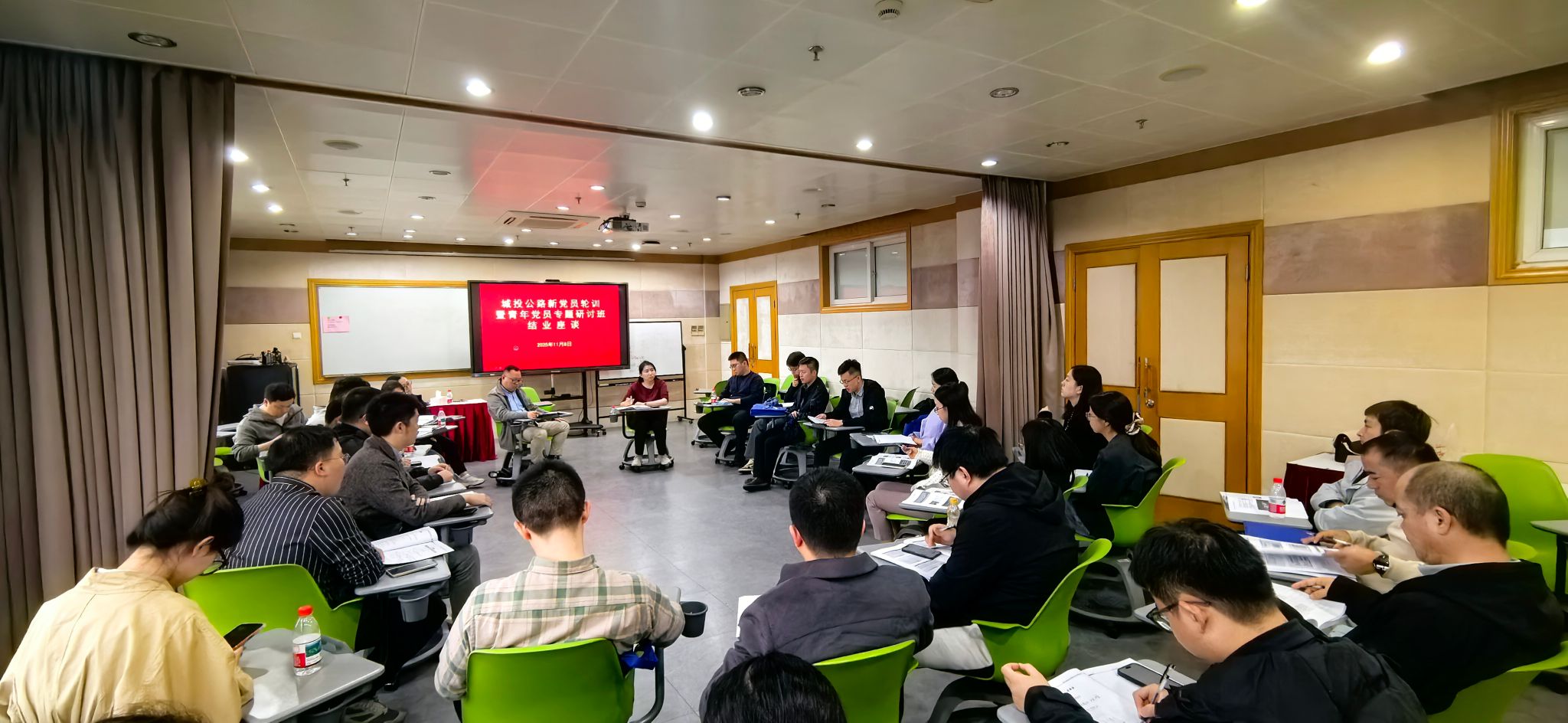 微信图片_20251111100914_389_86.jpg 微信图片_20251111100914_389_86.jpg